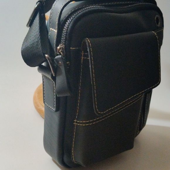 Laoshizi Handsome Premium Leather Crossbody Unisex Mini Bag - Picture 7 of 16